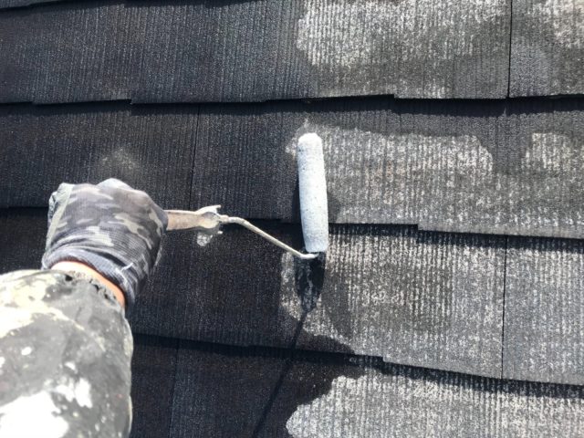 屋根 下塗り作業