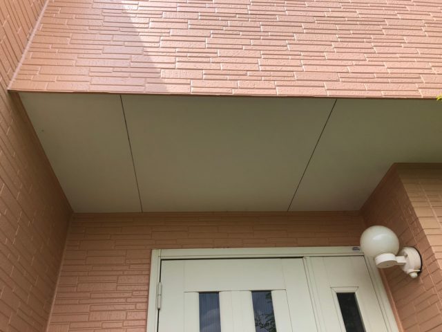 軒裏天井