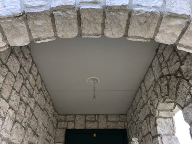 軒裏天井