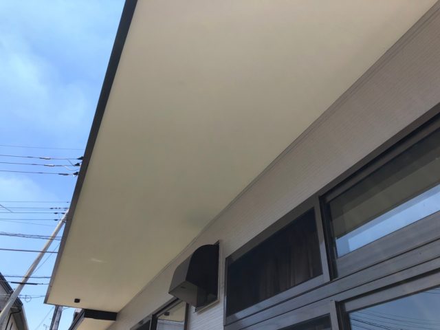 軒裏天井