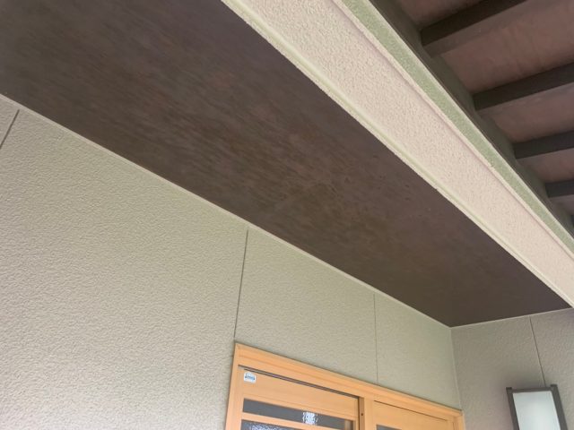 軒裏天井
