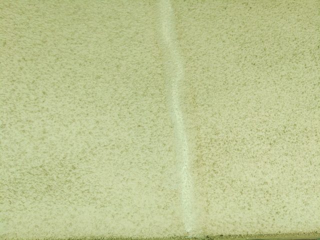 ひび割れ