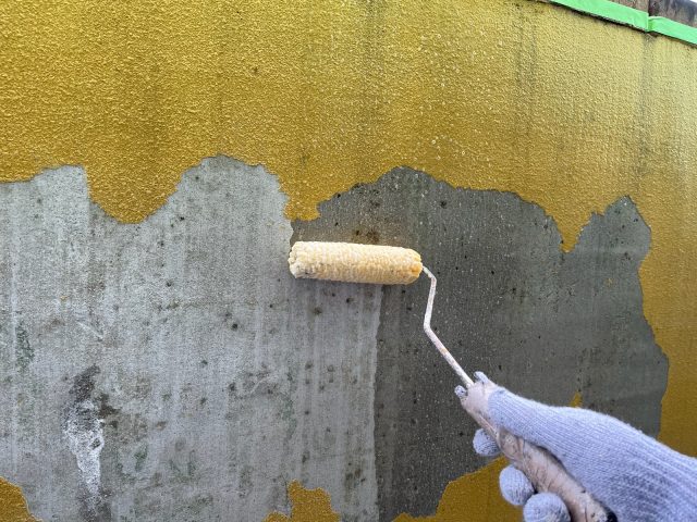 塀 下塗り