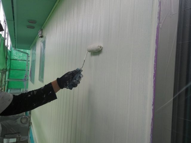 前橋市 外壁塗装 上塗り ミヤケン