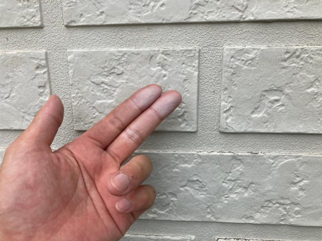 高崎市アパート2棟の外壁塗装工事前の現場調査 株式会社ミヤケン 高崎市アパート2棟の外壁塗装工事前の現場調査 株式会社ミヤケン