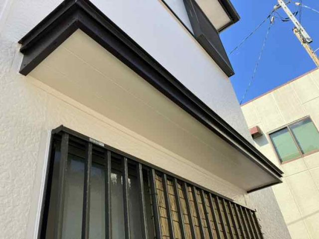 太田市 外壁塗装 低汚染遮熱シリコン 軒裏天井 1年点検