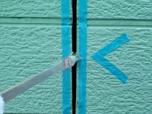 高崎市 屋根外壁塗装工事 コーキング プライマー塗布 お客様の声 ミヤケン