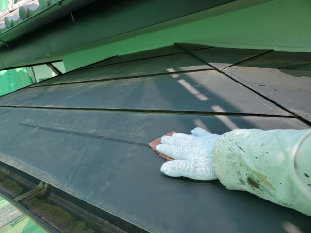 前橋市 外壁塗装工事 外壁 下屋根 施工中 お客様の声 ミヤケン