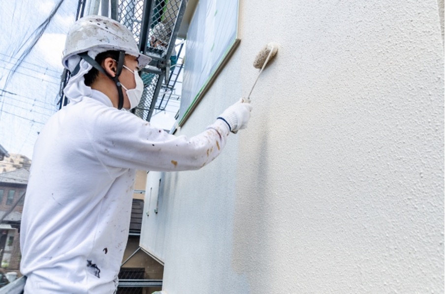 外壁塗装工事は何月におこなうといい？