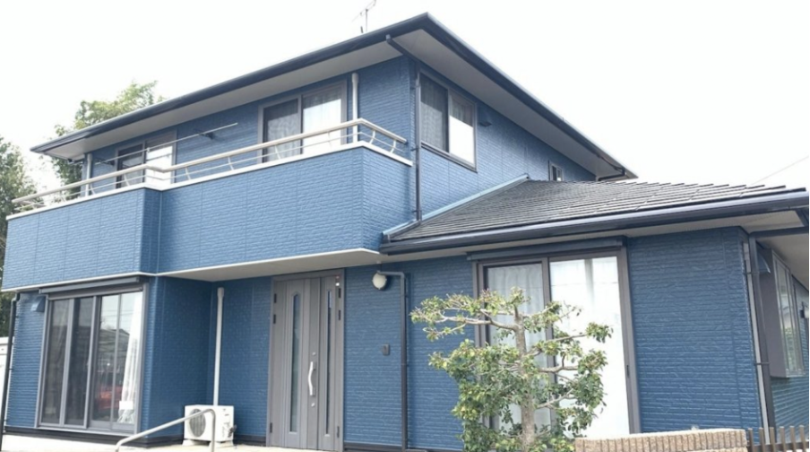 外壁の塗装が割れる5つの原因とは?早急に補修が必要な状態を徹底解説! | 外壁塗装