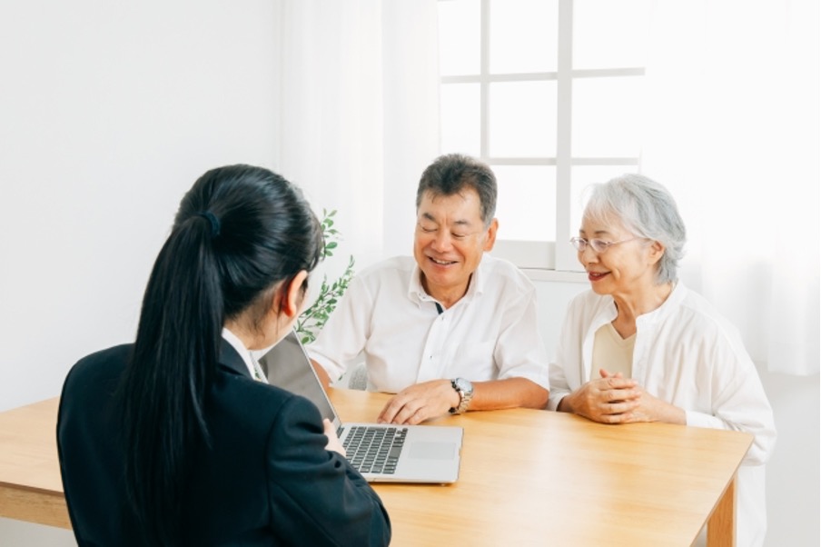 悪質な外壁塗装業者の特徴は?営業トークに要注意