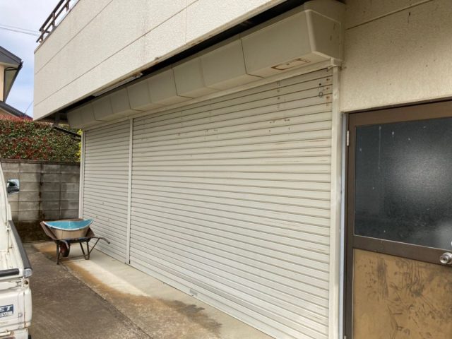 前橋市 外壁塗装工事 シャッター施工前 お客様の声 ミヤケン