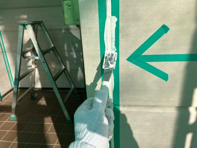 高崎市 屋根外壁塗装工事 コーキング コーキングへら押え お客様の声 ミヤケン