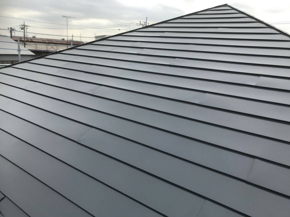 スレート屋根とガルバリウム鋼板の違い