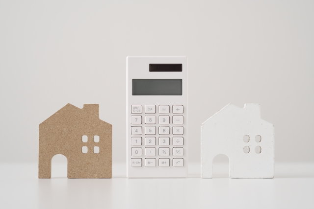 砂壁塗装の費用相場は?リフォーム時の注意点や安くて簡単なDIY方法も解説! | 外壁塗装