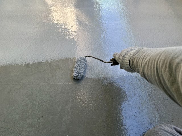 前橋市 外壁塗装工事 ベランダ防水上塗り お客様の声 ミヤケン
