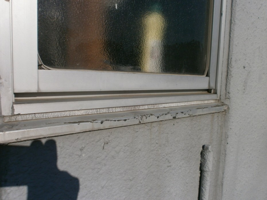 窓のサッシの劣化