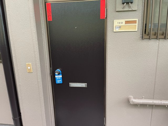 高崎市 アパート 屋根外壁塗装工事 玄関ドア完了 お客様の声 ミヤケン