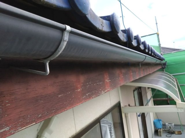 前橋市 破風板 塗膜のはがれ ミヤケン