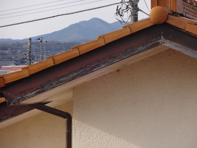 高崎市 破風板 塗膜のはがれ ミヤケン