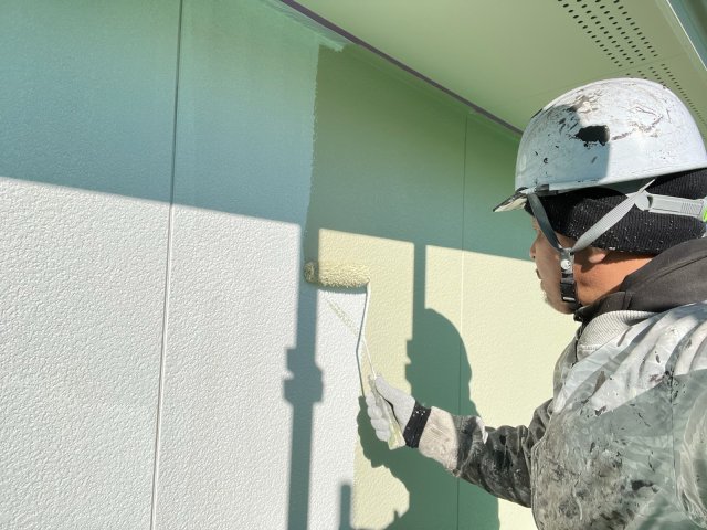 前橋市 外壁 上塗り1回目 ミヤケン