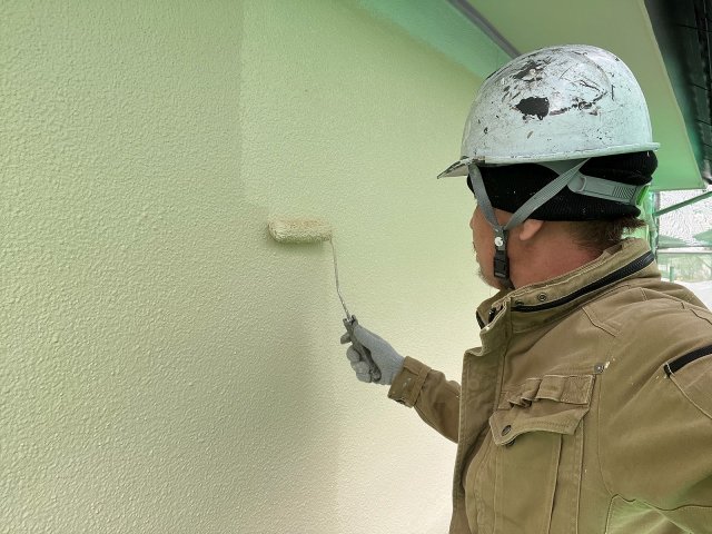 前橋市 外壁塗装 上塗り2回目 ミヤケン
