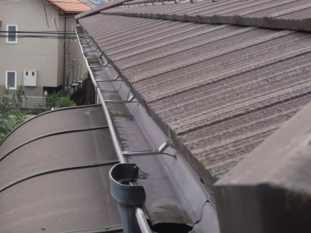 高崎市 雨樋のゆがみ