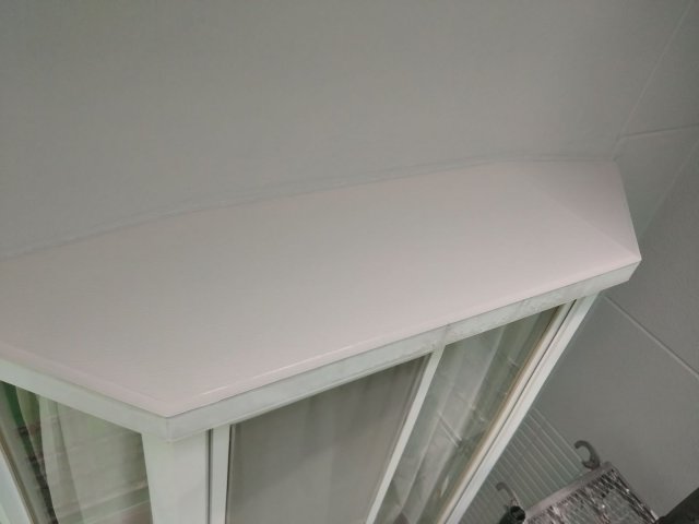 出窓屋根 ミヤケン