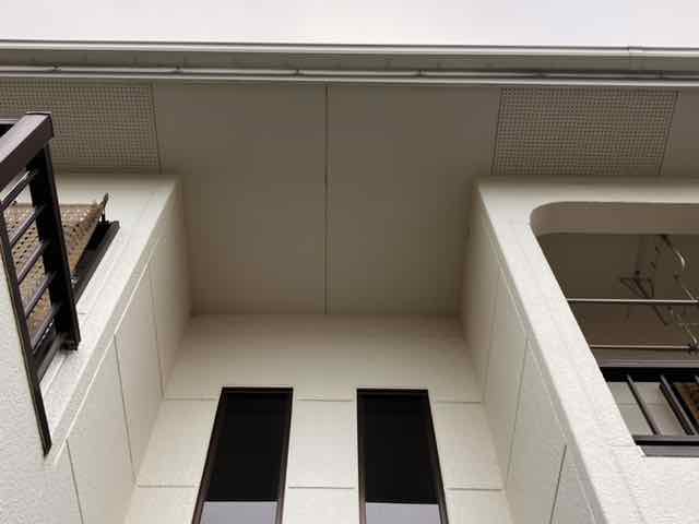 前橋市 軒裏天井塗装 ミヤケン