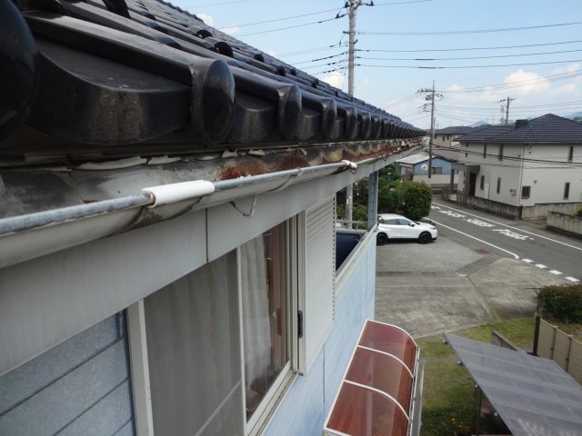 藤岡市上高瀬 外壁塗装 軒樋 ゆがみ ミヤケン