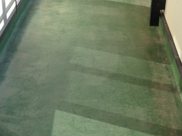 前橋市 外壁塗装 ベランダ 汚れ ミヤケン
