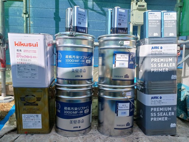 藤岡市上高瀬 外壁塗装 塗料一式 ミヤケン