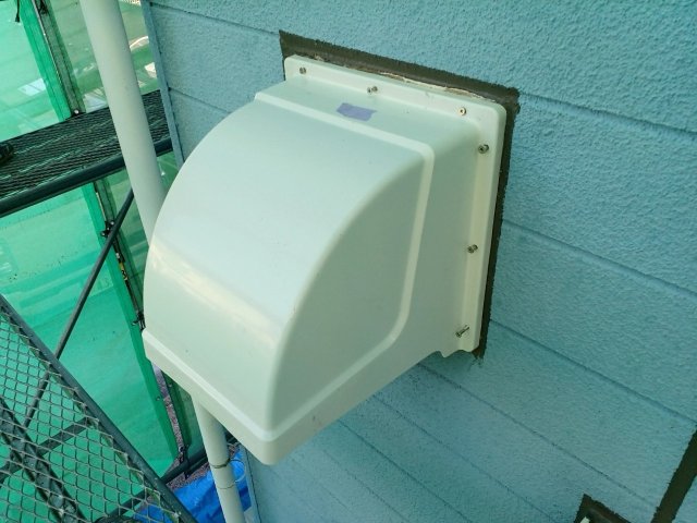 高崎市 屋根外壁塗装 換気フード 完了 ミヤケン