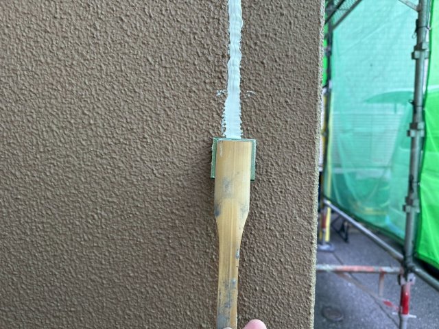 高崎市新町 外壁塗装 コーキング ヘラ押え ミヤケン