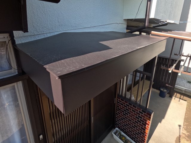 前橋市 外壁塗装 玄関屋根 完了 ミヤケン