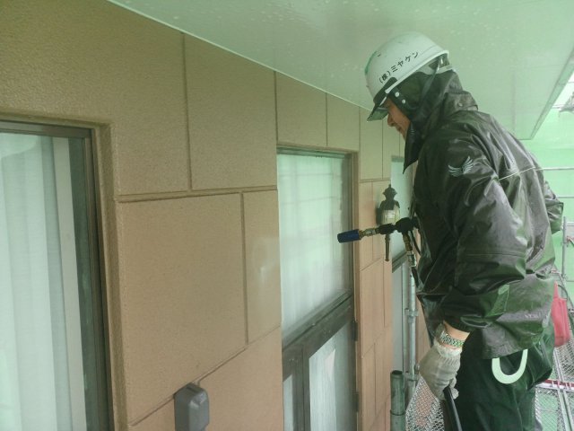 高崎市新町 外壁塗装 外壁 高圧洗浄 ミヤケン
