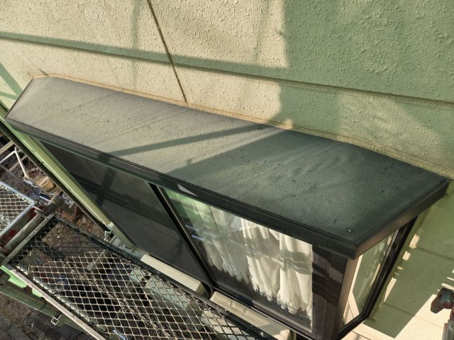 高崎市 屋根カバー外壁塗装 出窓屋根 色あせ ミヤケン