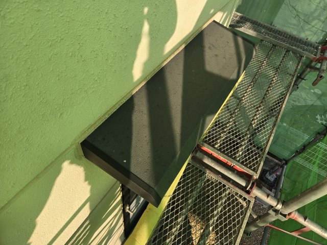 高崎市 屋根カバー外壁塗装 庇屋根 色あせ ミヤケン