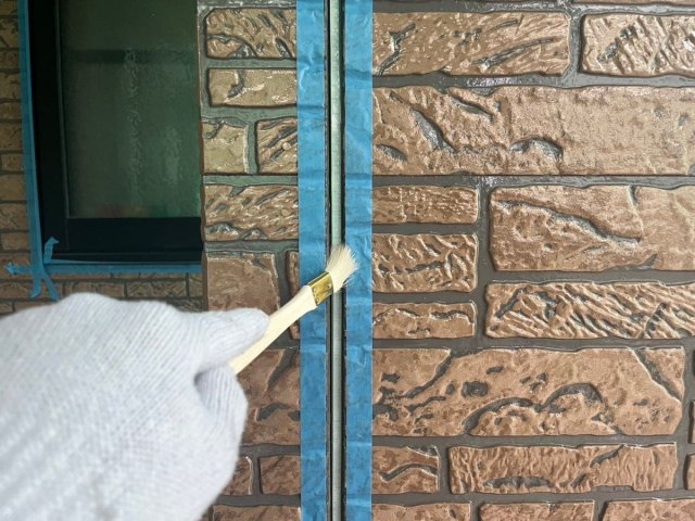 前橋市粕川市 屋根外壁塗装工事 コーキング プライマー ミヤケン