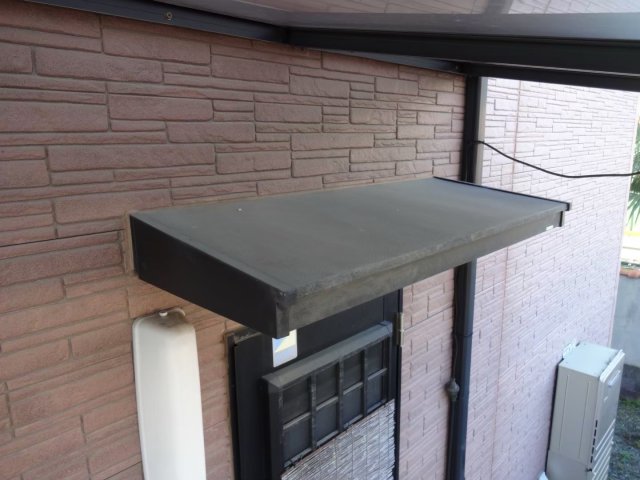 伊勢崎市太田町 外壁塗装 庇屋根 色あせ ミヤケン
