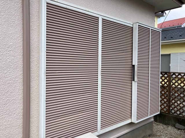 佐波郡玉村町 屋根外壁塗装 雨戸・戸袋 完了 ミヤケン