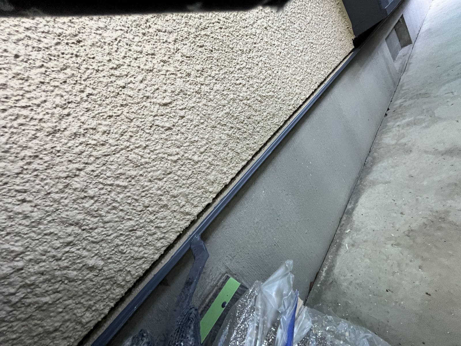 藤岡市立石 外壁塗装 水切り 色あせ ミヤケン