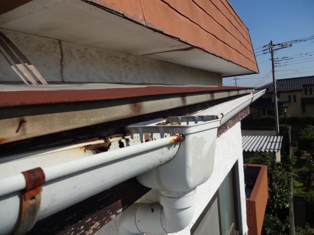 館林市花山町 外壁塗装 雨樋 歪み ミヤケン