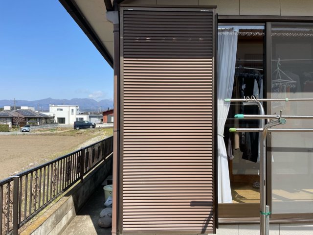 みどり市笠懸町 外壁塗装 戸袋 色あせ ミヤケン
