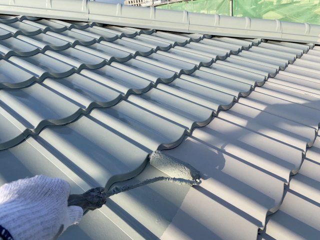 前橋市表町 屋根外壁塗装 屋根 上塗り1 ミヤケン