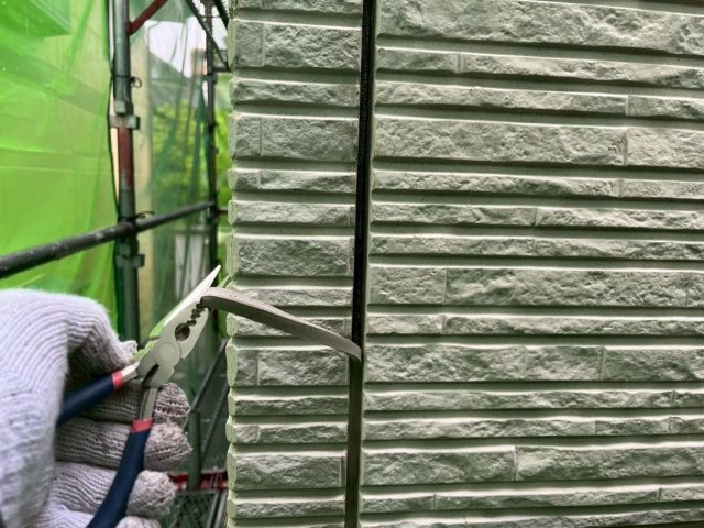 前橋市稲荷新田町 外壁塗装 コーキング 撤去 ミヤケン