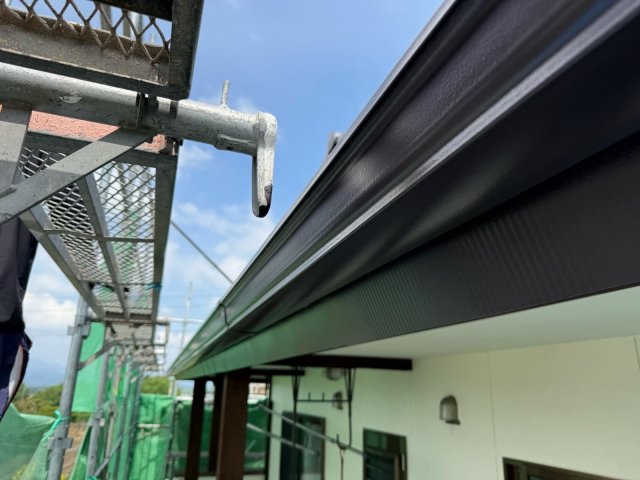 前橋市富士見町 外壁塗装 雨樋・破風板 完了 ミヤケン