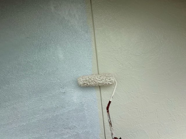前橋市富士見町 外壁塗装 外壁 上塗り 1回目 ミヤケン
