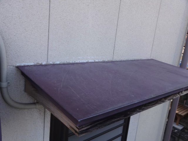 太田市藪塚町 外壁塗装 庇屋根 色あせ ミヤケン