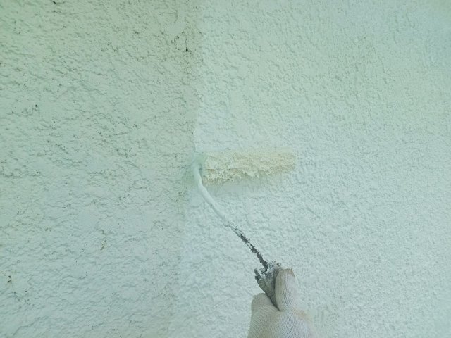 館林市花山町 外壁塗装 下塗り ミヤケン